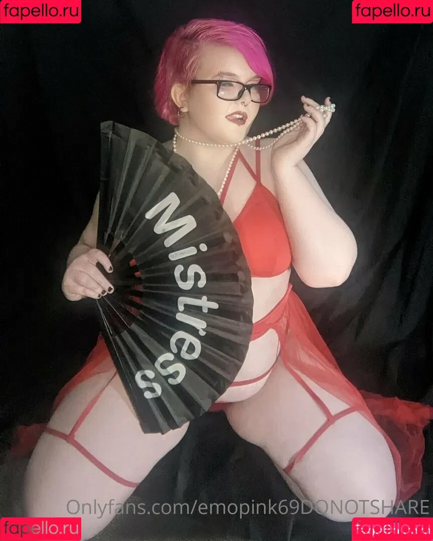 emopink69 Onlyfans Photo Gallery 