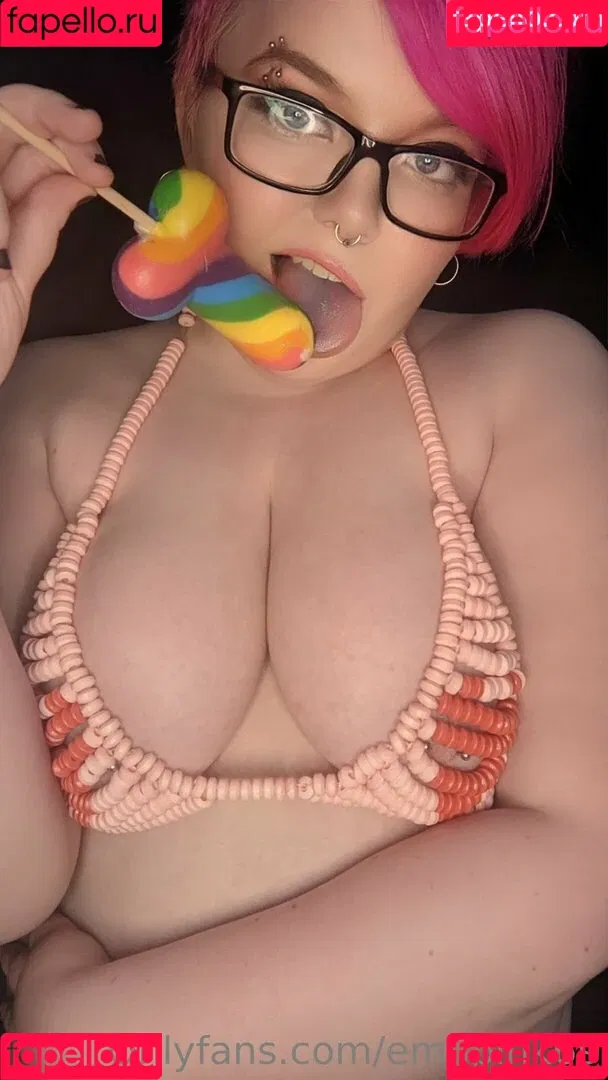 emopink69 Onlyfans Photo Gallery 
