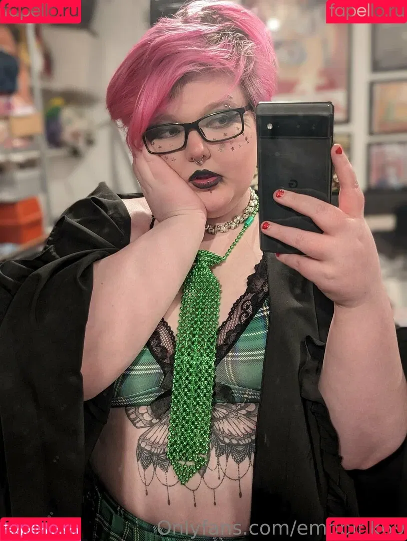 emopink69 Onlyfans Photo Gallery 