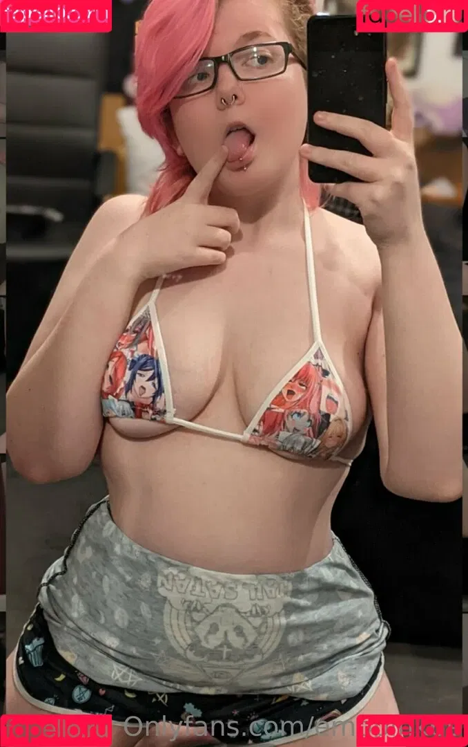 emopink69 Onlyfans Photo Gallery 