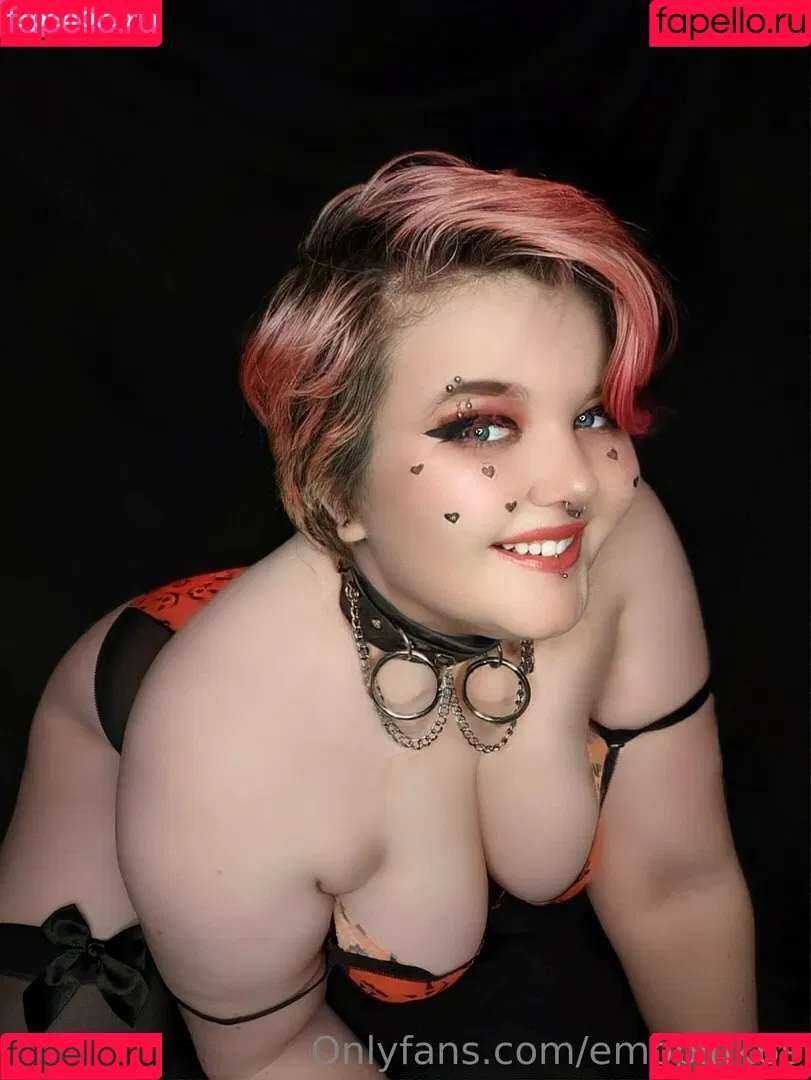 emopink69 Onlyfans Photo Gallery 