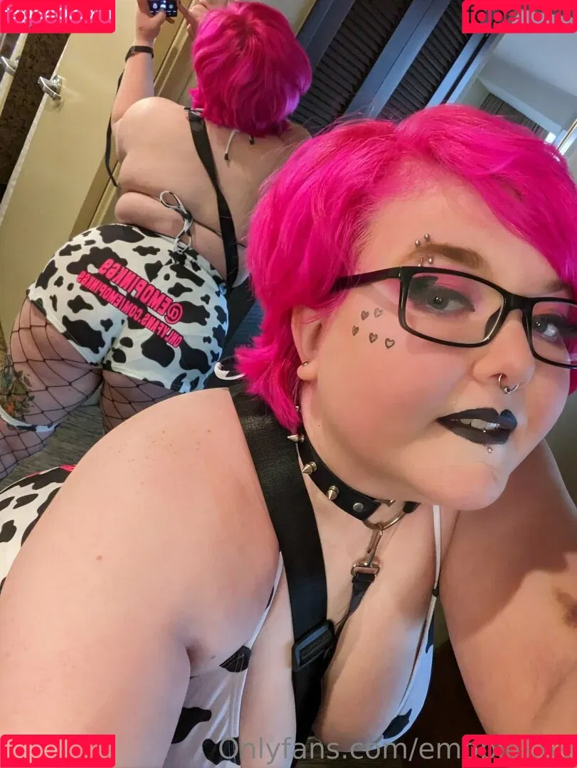 emopink69 Onlyfans Photo Gallery 