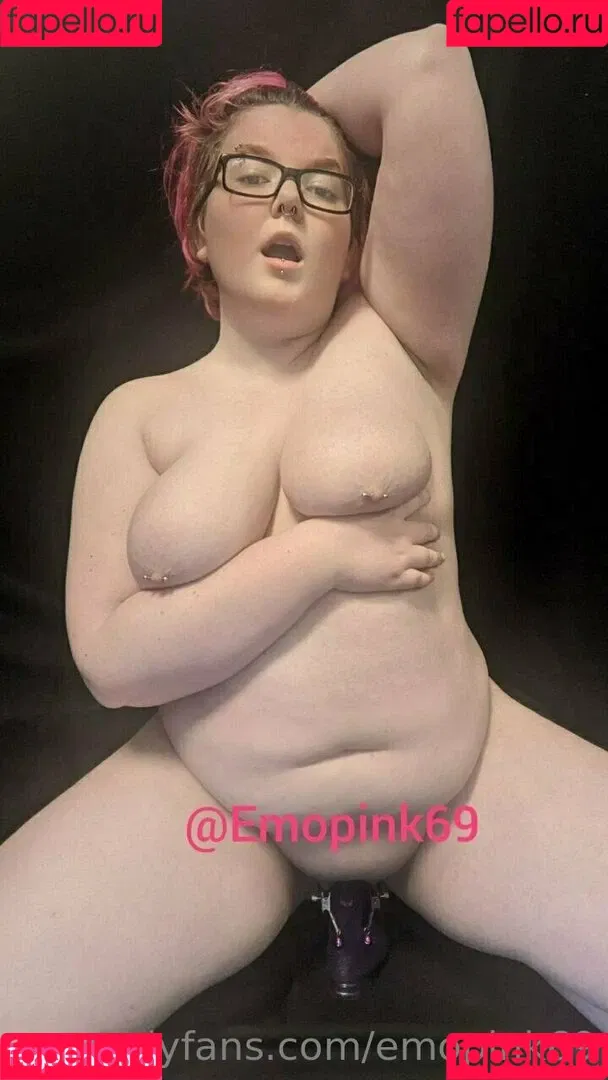 emopink69 Onlyfans Photo Gallery 