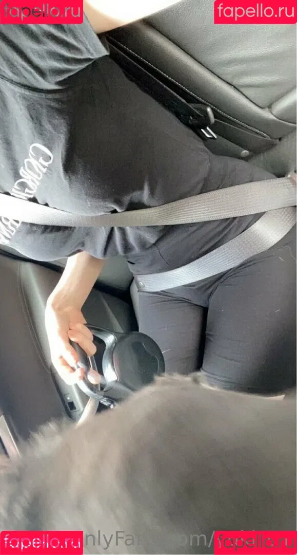 yuki_01 Onlyfans Photo Gallery 