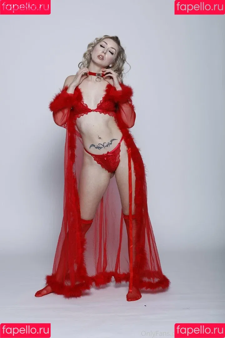 skyebaby95 Onlyfans Photo Gallery 