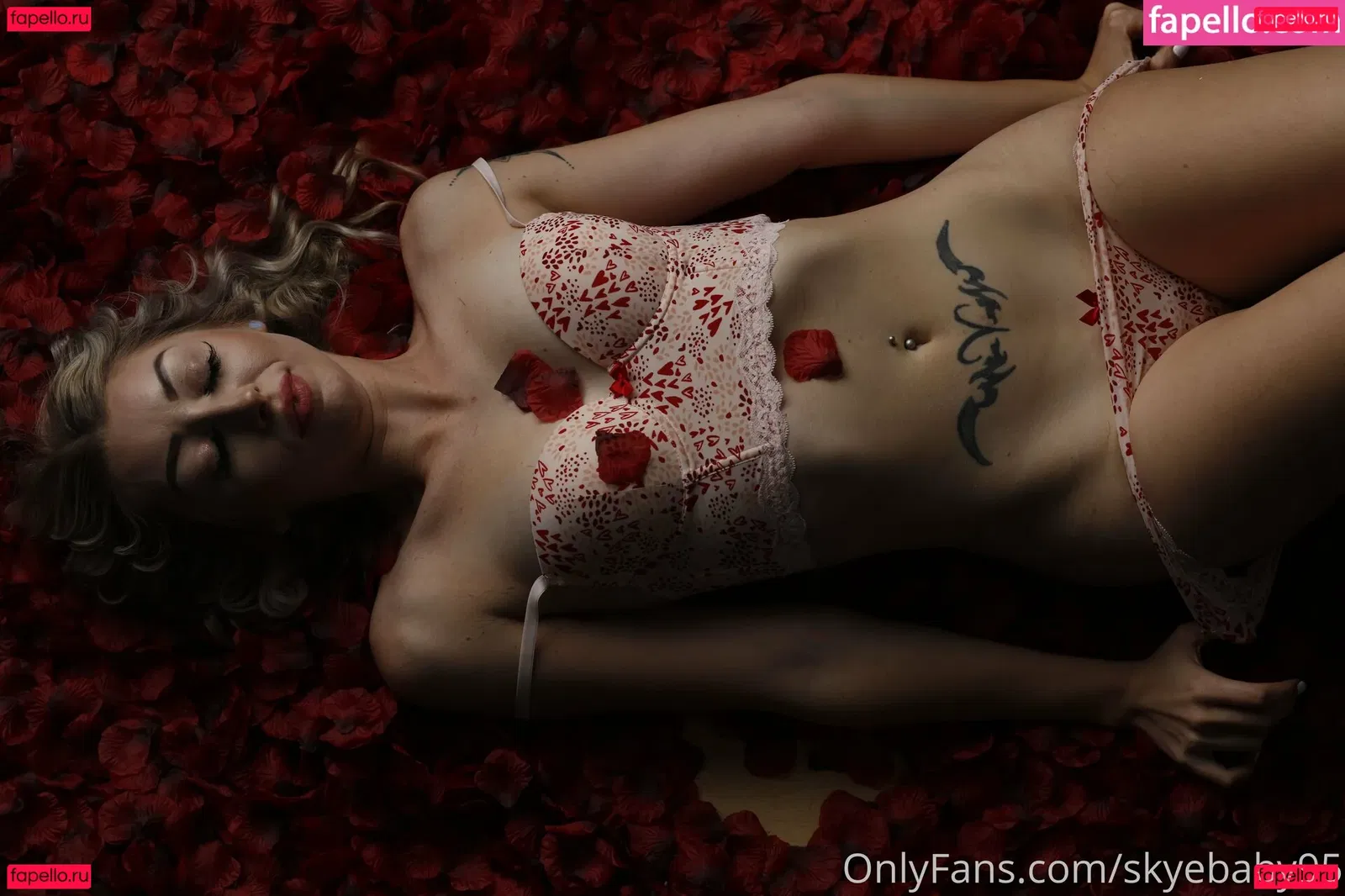 skyebaby95 Onlyfans Photo Gallery 