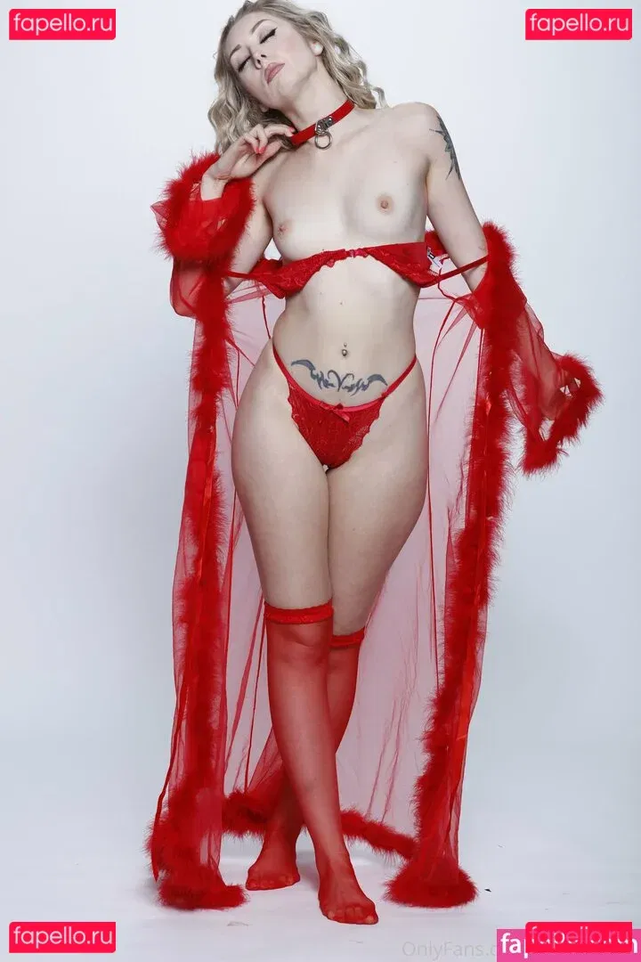 skyebaby95 Onlyfans Photo Gallery 