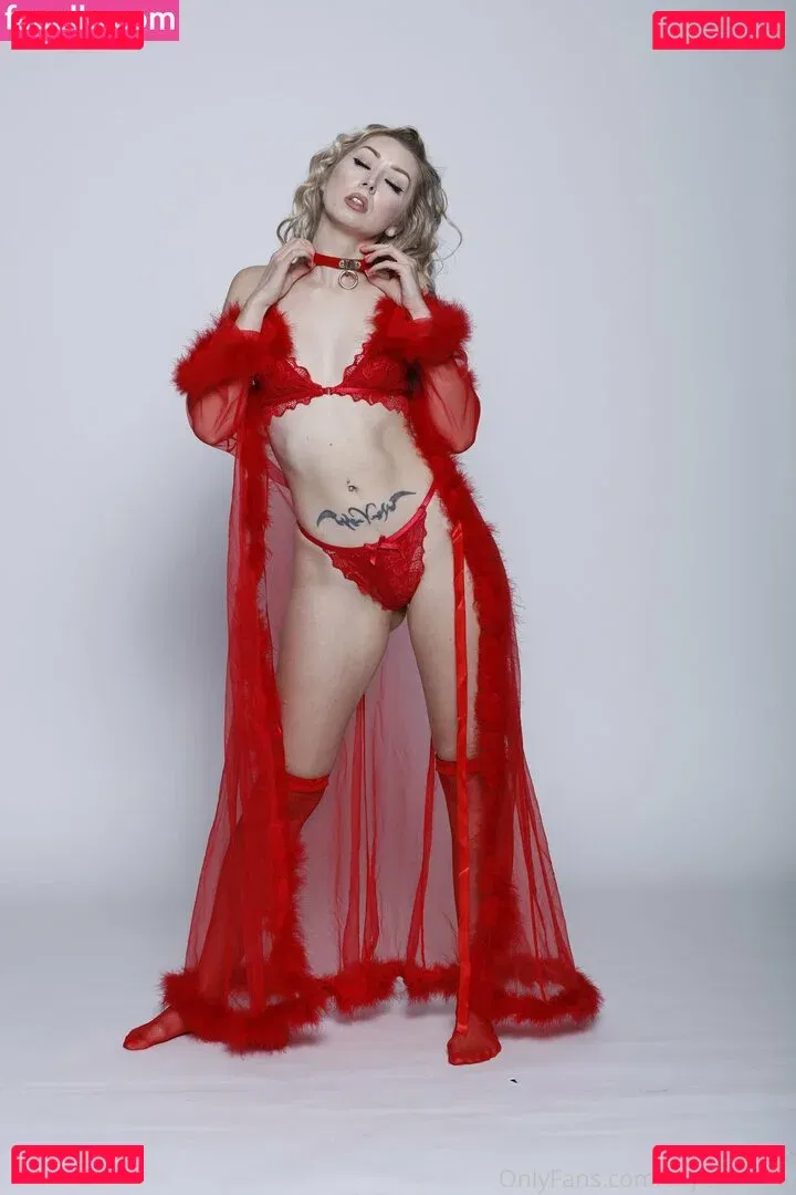 skyebaby95 Onlyfans Photo Gallery 