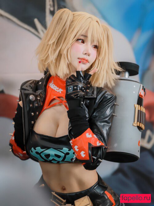 Min Hanna 민한나 Onlyfans Photo Gallery 