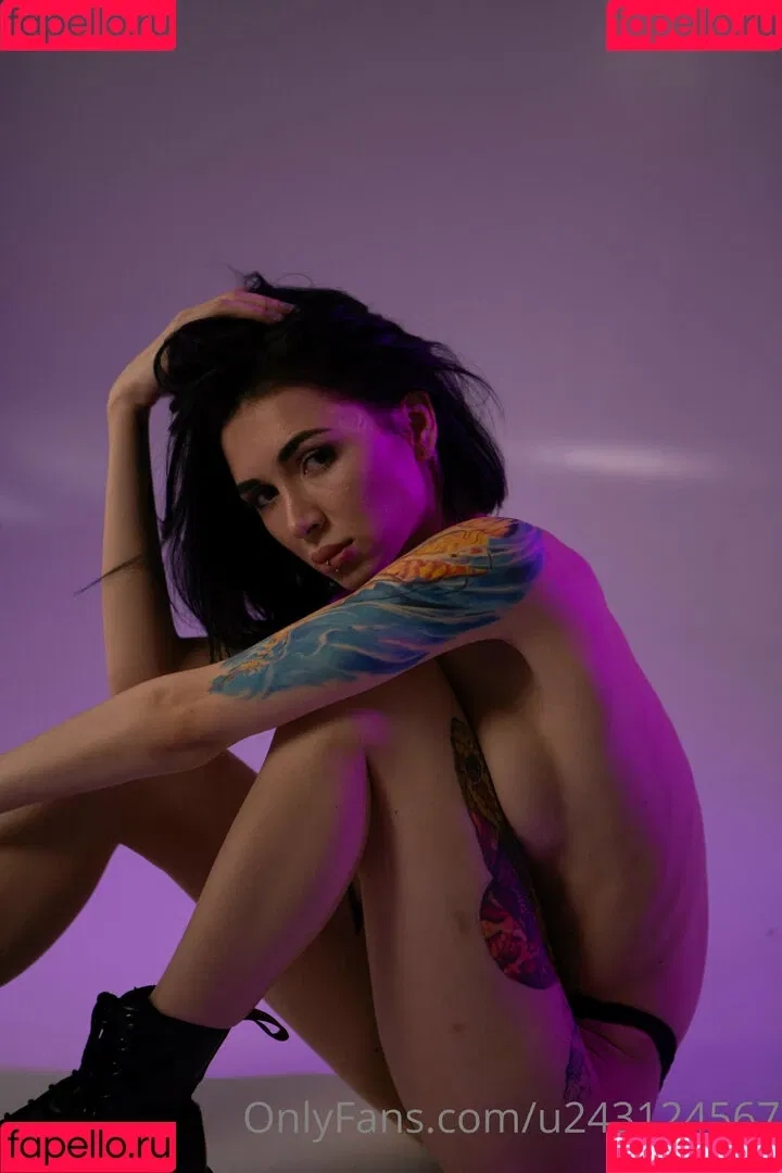 Mika Davis Onlyfans Photo Gallery 