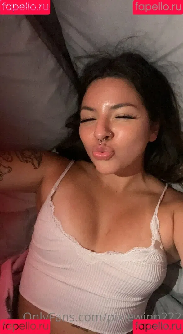 pixiewinn222 Onlyfans Photo Gallery 