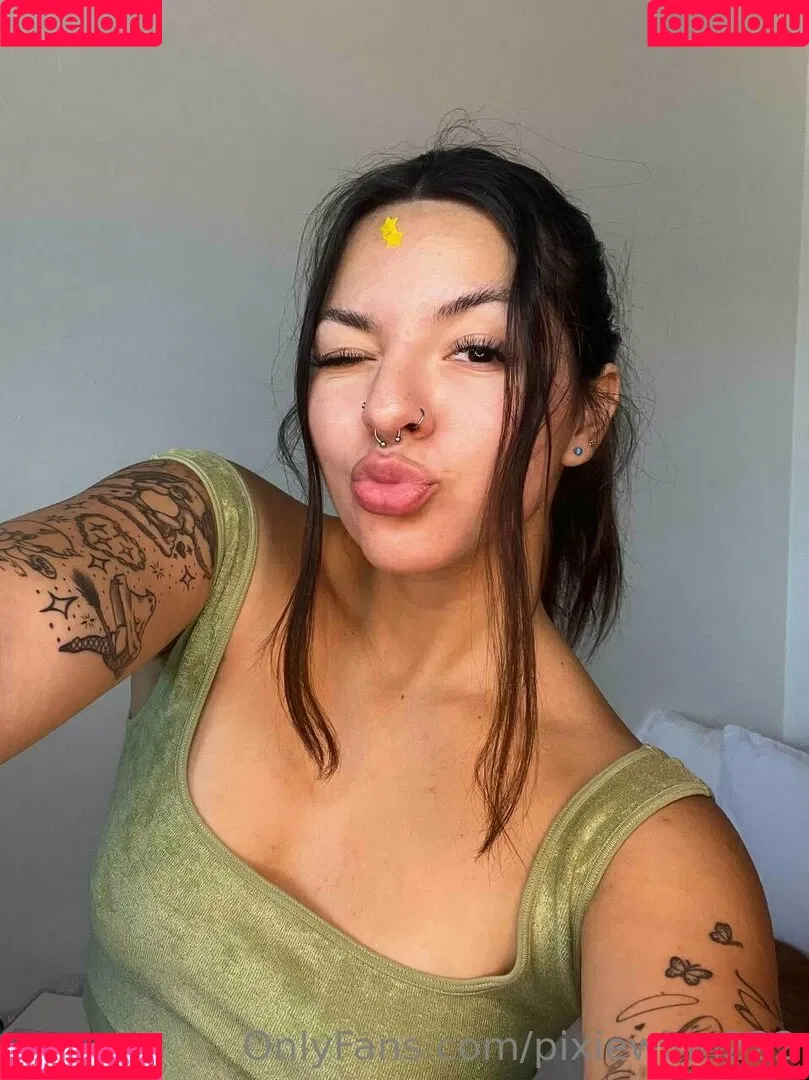pixiewinn222 Onlyfans Photo Gallery 