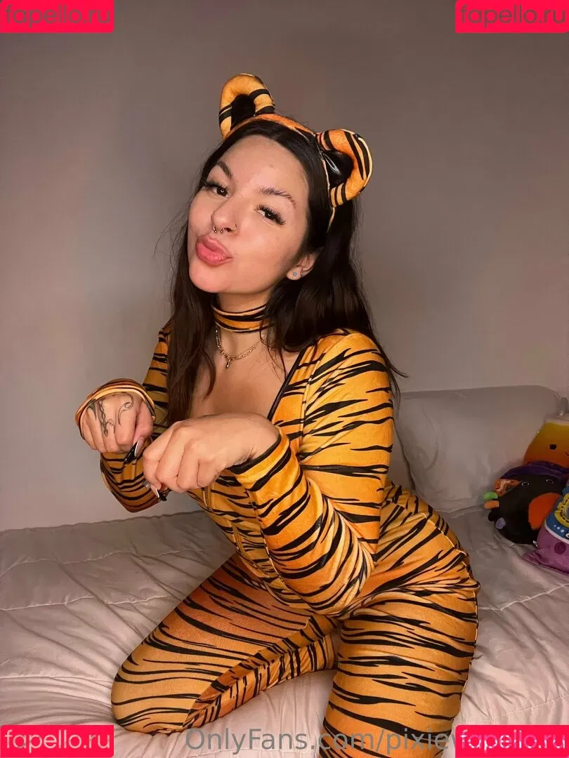 pixiewinn222 Onlyfans Photo Gallery 