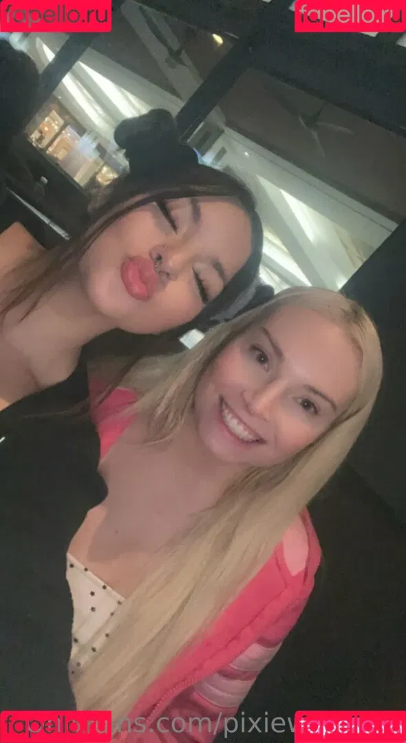 pixiewinn222 Onlyfans Photo Gallery 