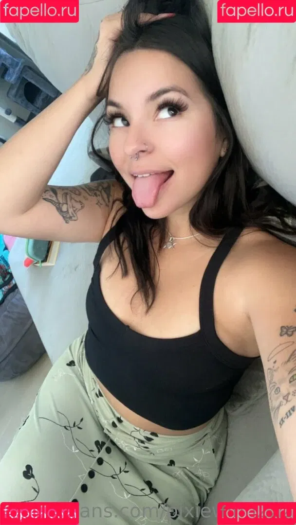 pixiewinn222 Onlyfans Photo Gallery 