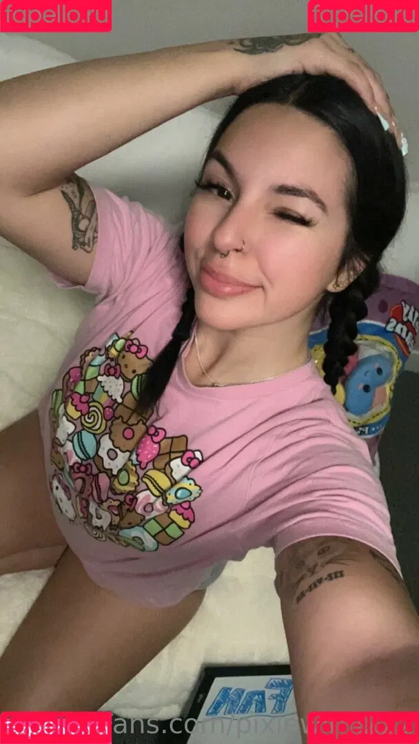 pixiewinn222 Onlyfans Photo Gallery 