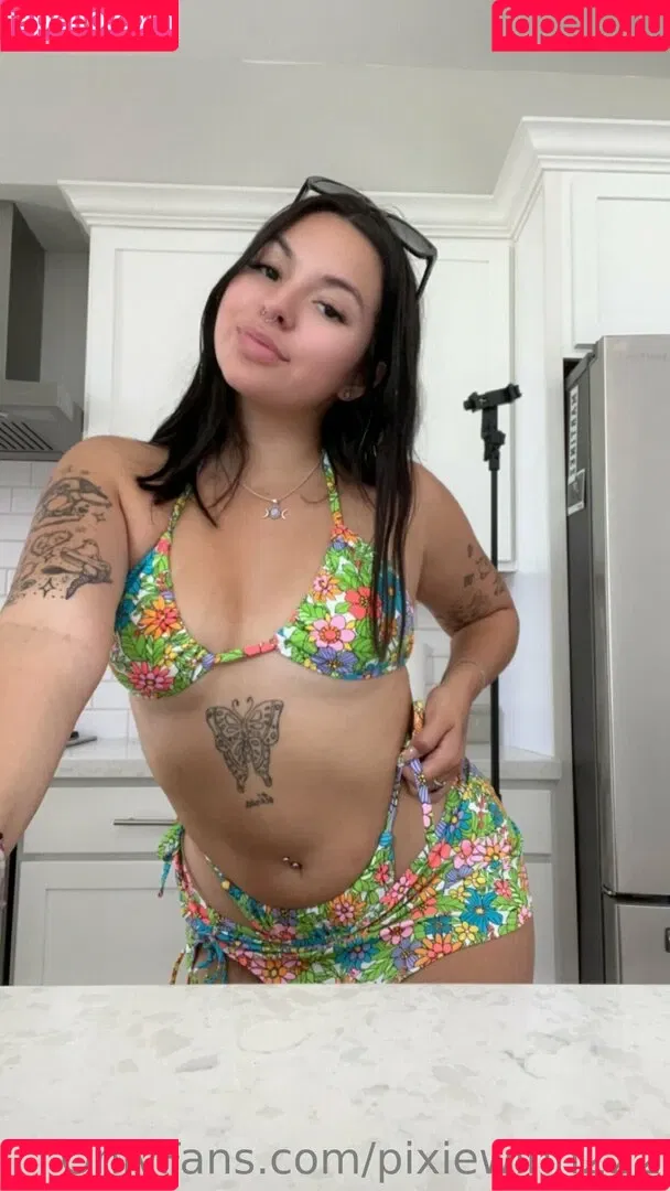 pixiewinn222 Onlyfans Photo Gallery 