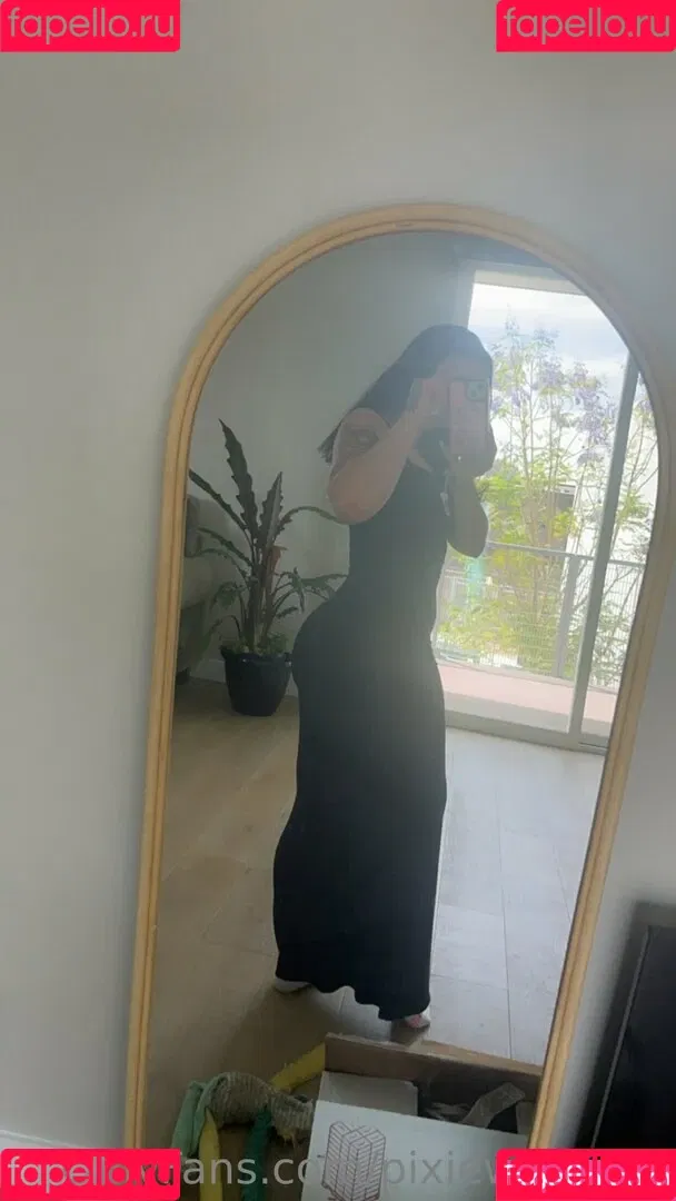 pixiewinn222 Onlyfans Photo Gallery 