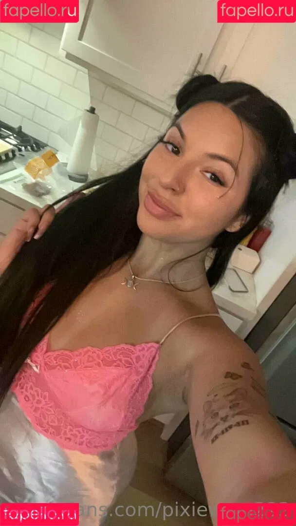 pixiewinn222 Onlyfans Photo Gallery 