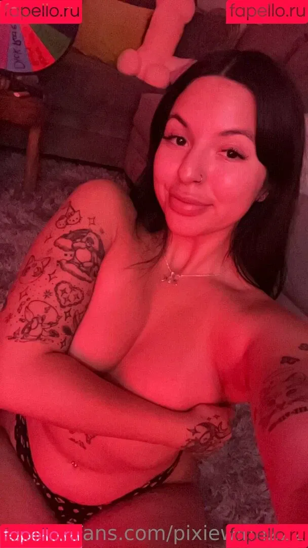 pixiewinn222 Onlyfans Photo Gallery 