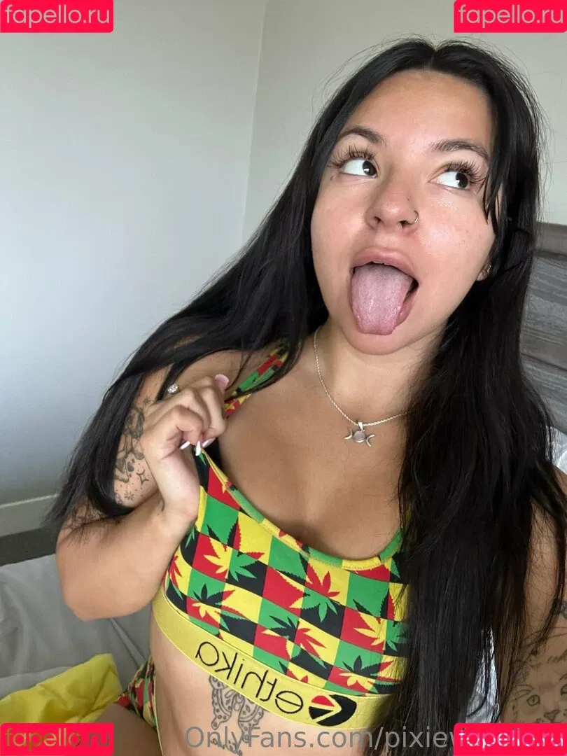pixiewinn222 Onlyfans Photo Gallery 