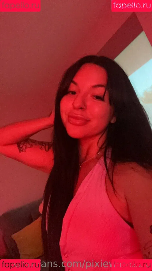pixiewinn222 Onlyfans Photo Gallery 