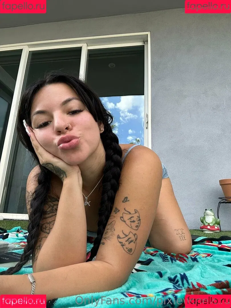 pixiewinn222 Onlyfans Photo Gallery 