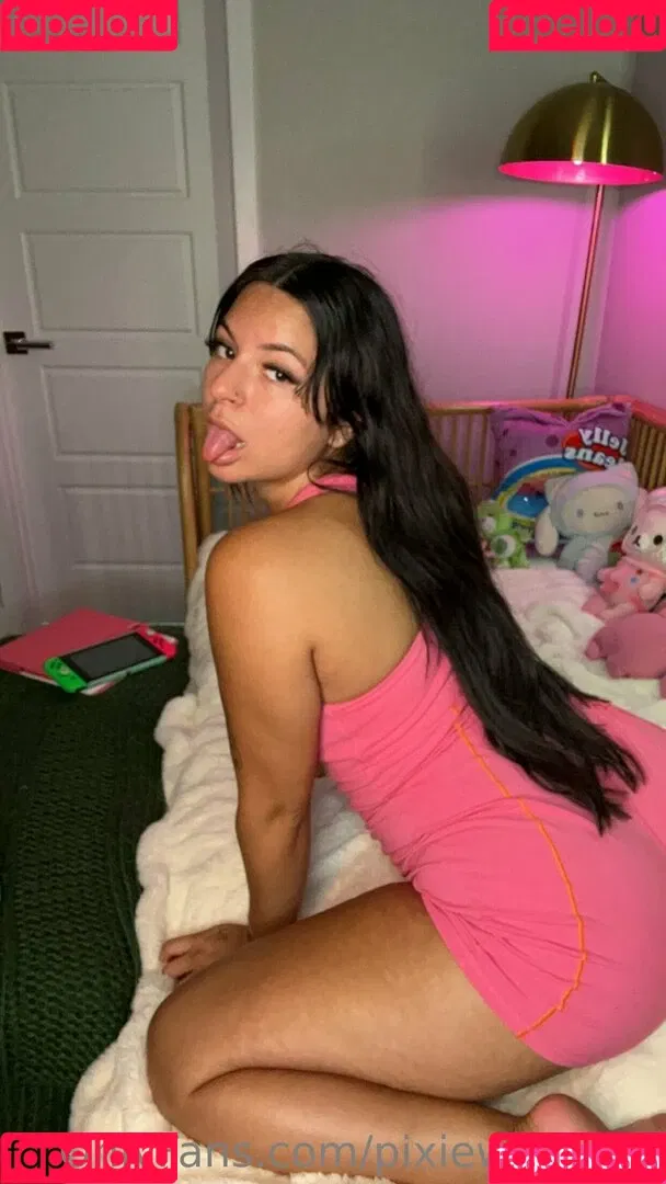 pixiewinn222 Onlyfans Photo Gallery 