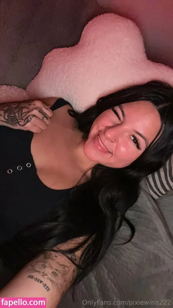 pixiewinn222 Onlyfans Photo Gallery 