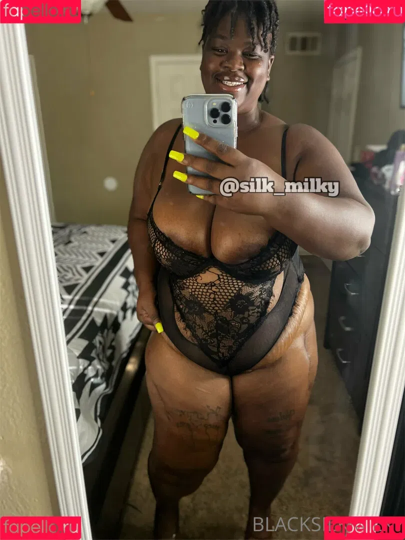sexyblacksilkp1 Onlyfans Photo Gallery 