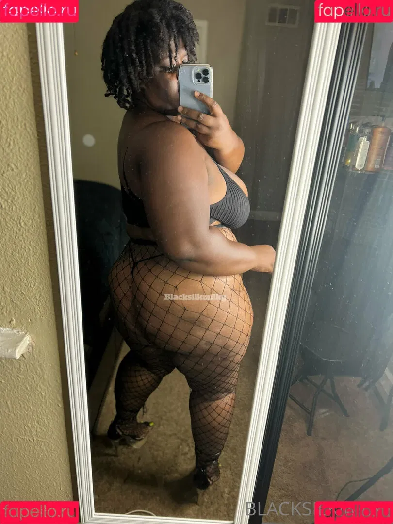 sexyblacksilkp1 Onlyfans Photo Gallery 