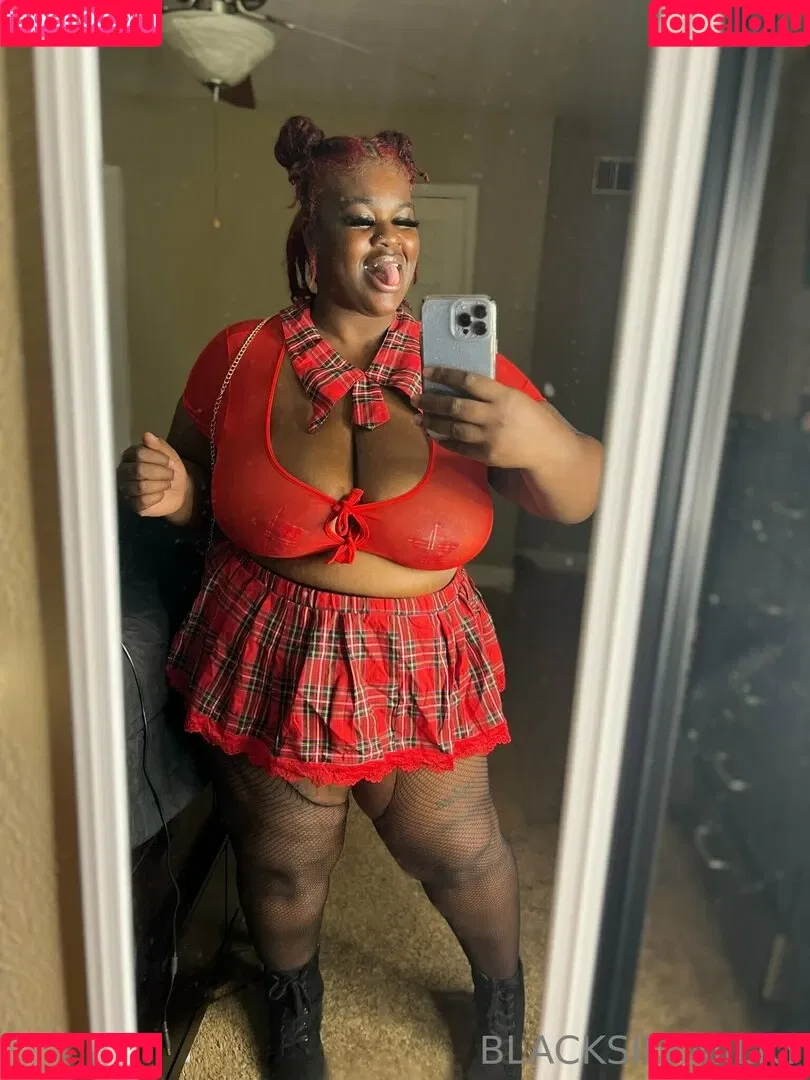 sexyblacksilkp1 Onlyfans Photo Gallery 