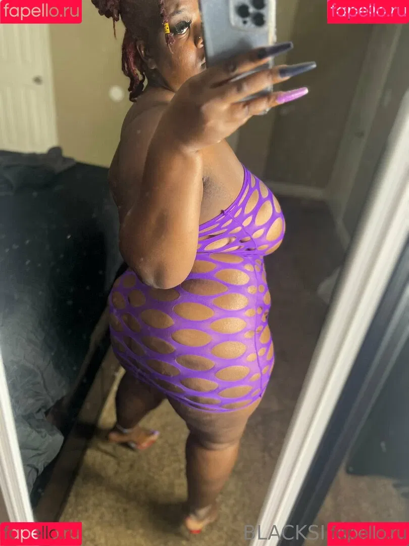 sexyblacksilkp1 Onlyfans Photo Gallery 