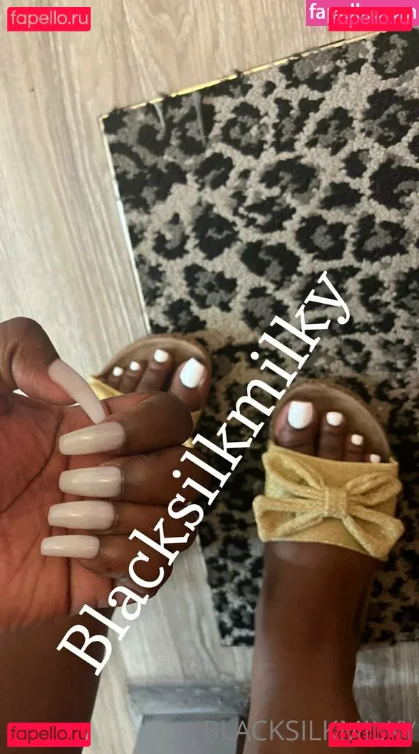 sexyblacksilkp1 Onlyfans Photo Gallery 