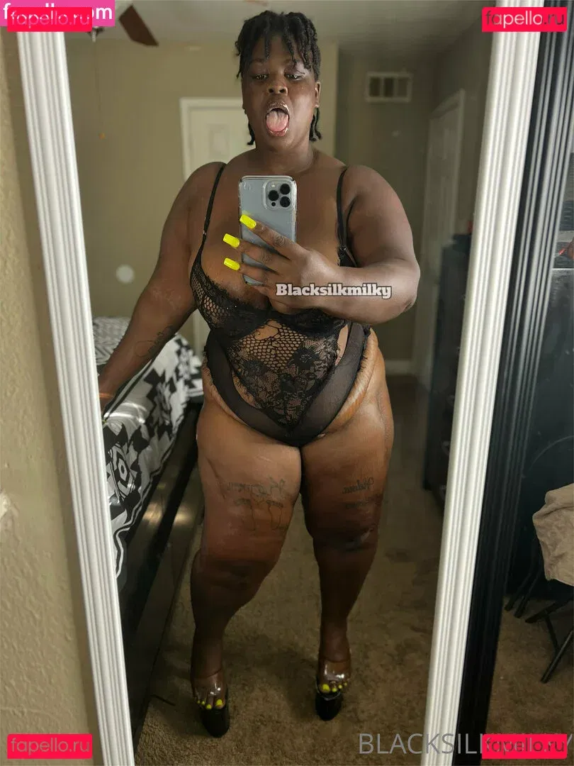 sexyblacksilkp1 Onlyfans Photo Gallery 