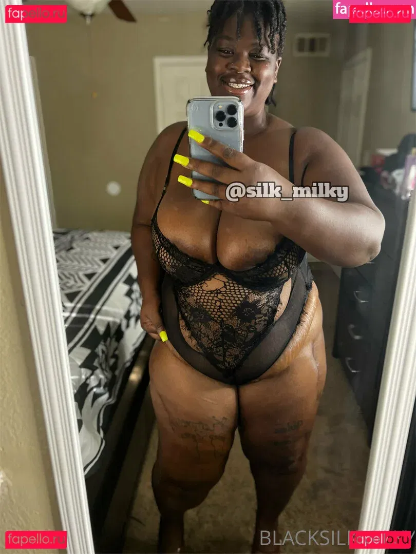 sexyblacksilkp1 Onlyfans Photo Gallery 