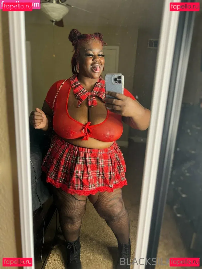 sexyblacksilkp1 Onlyfans Photo Gallery 