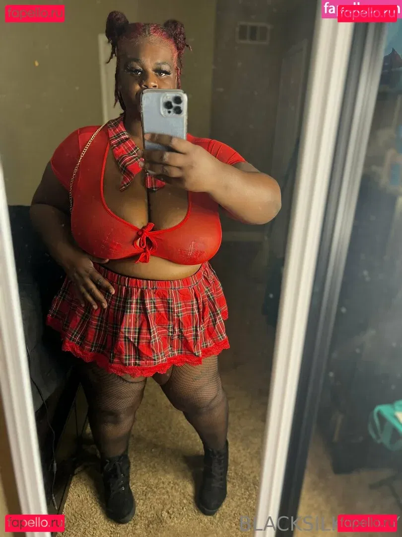 sexyblacksilkp1 Onlyfans Photo Gallery 