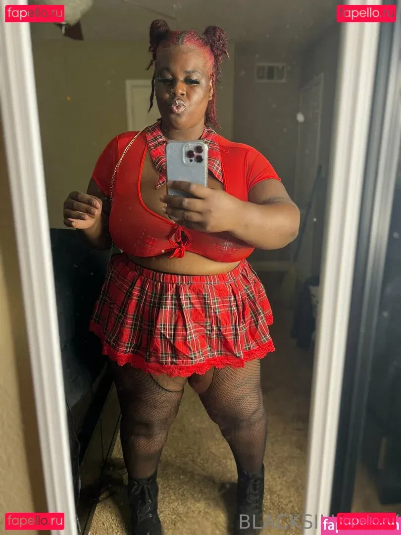 sexyblacksilkp1 Onlyfans Photo Gallery 