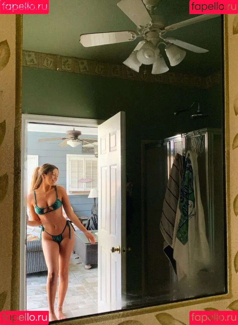 Abby Busick Onlyfans Photo Gallery 
