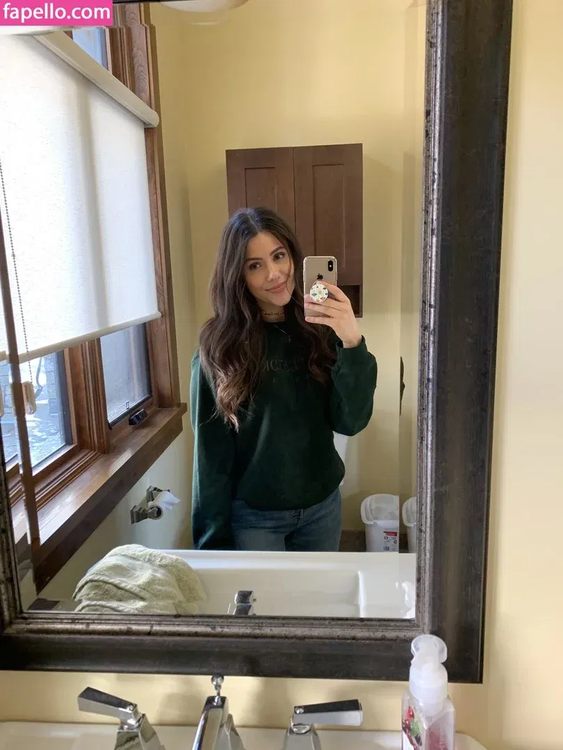 adriana_mae Onlyfans Photo Gallery 