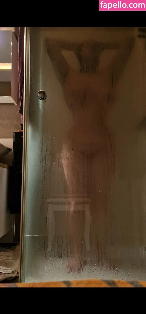 thethreeheadedsnake Onlyfans Photo Gallery 