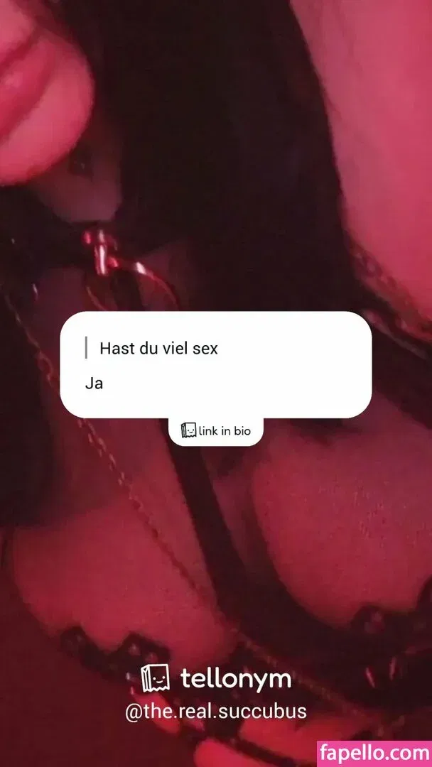 thethreeheadedsnake Onlyfans Photo Gallery 