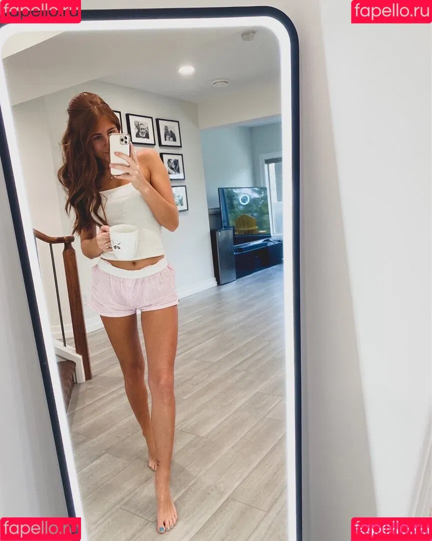 Colleen Marcoux Onlyfans Photo Gallery 