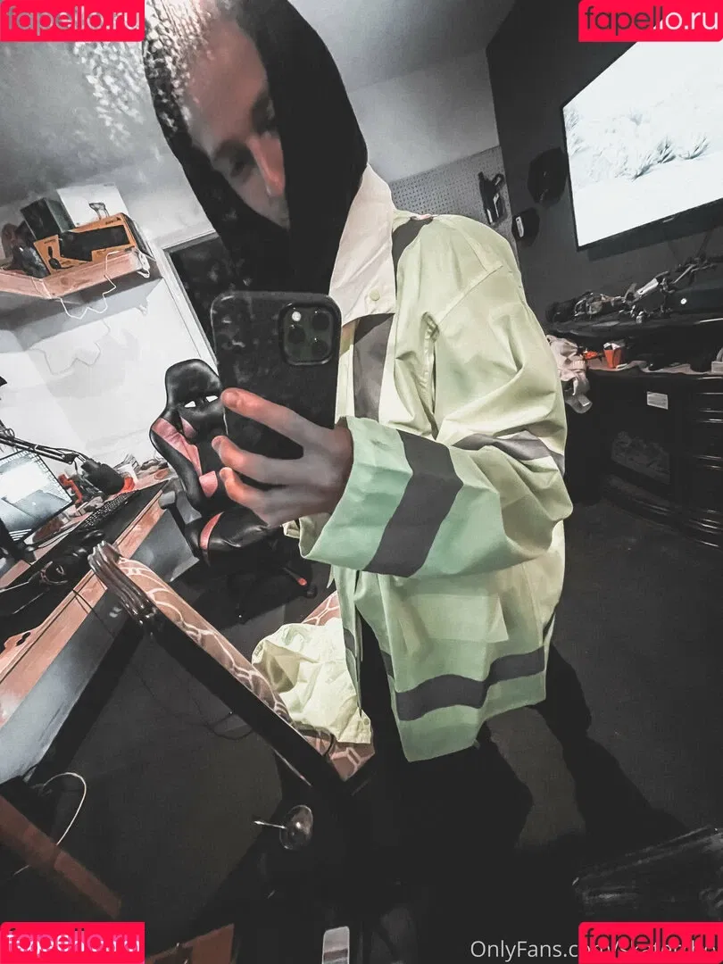 skaterrboi Onlyfans Photo Gallery 