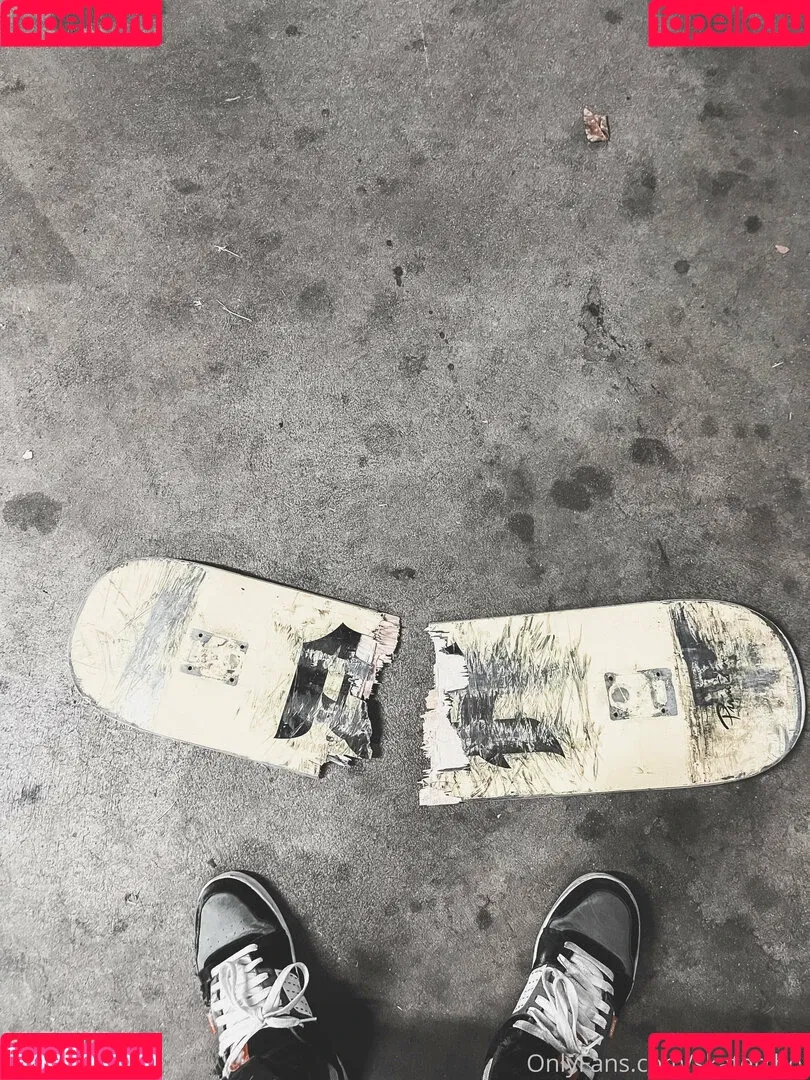 skaterrboi Onlyfans Photo Gallery 