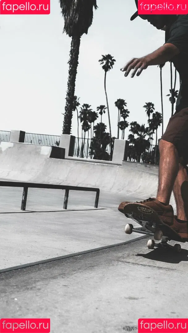 skaterrboi Onlyfans Photo Gallery 