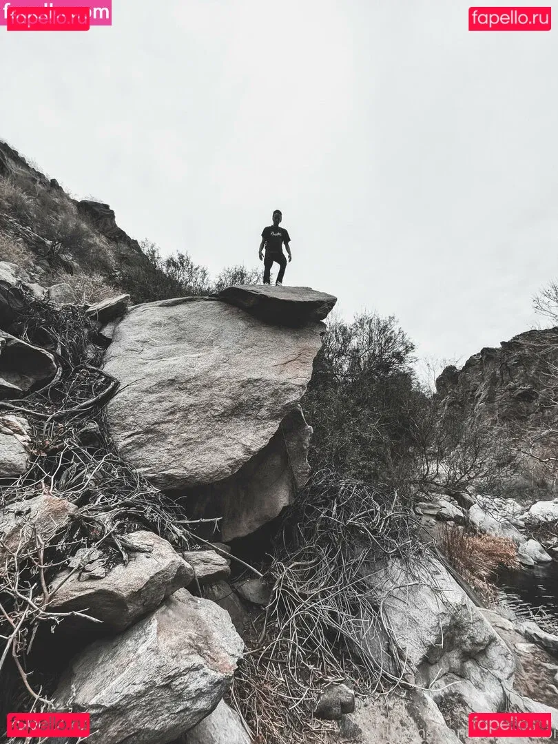 skaterrboi Onlyfans Photo Gallery 