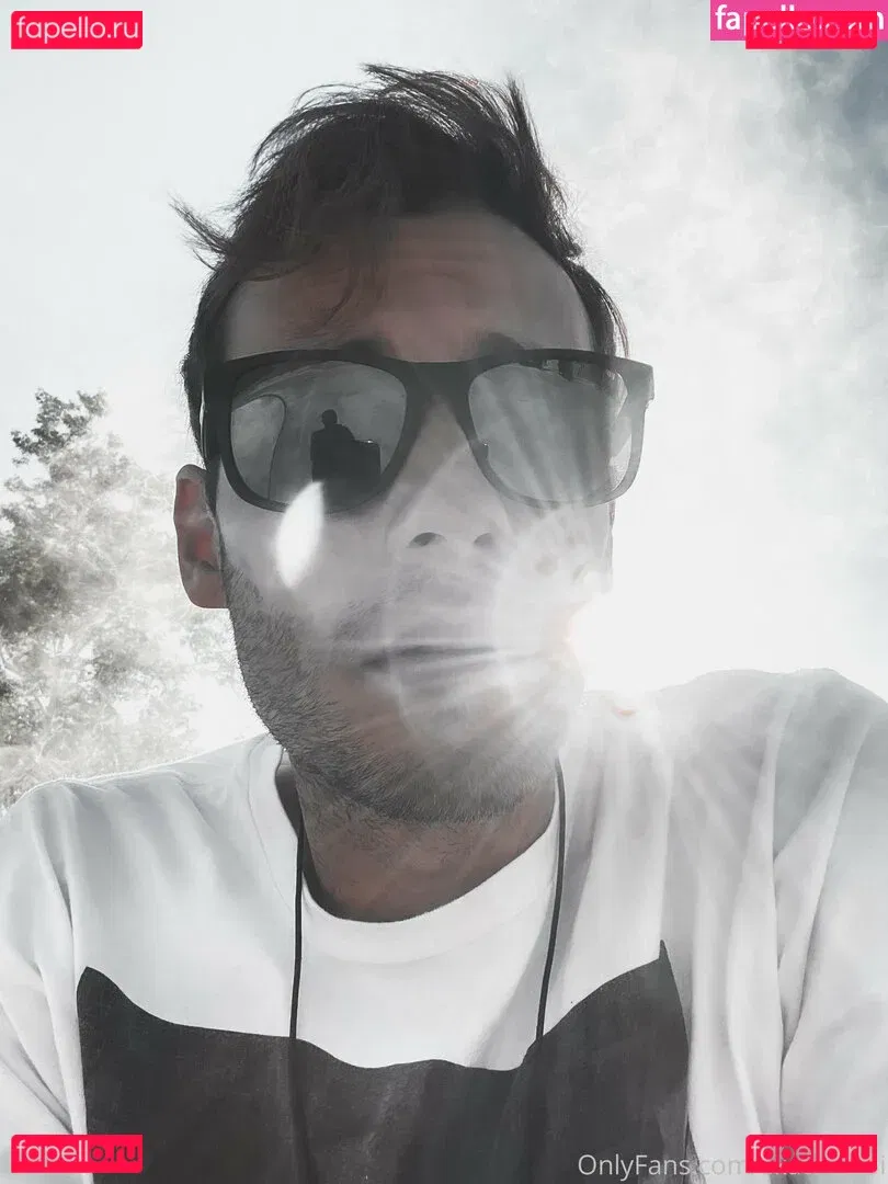 skaterrboi Onlyfans Photo Gallery 