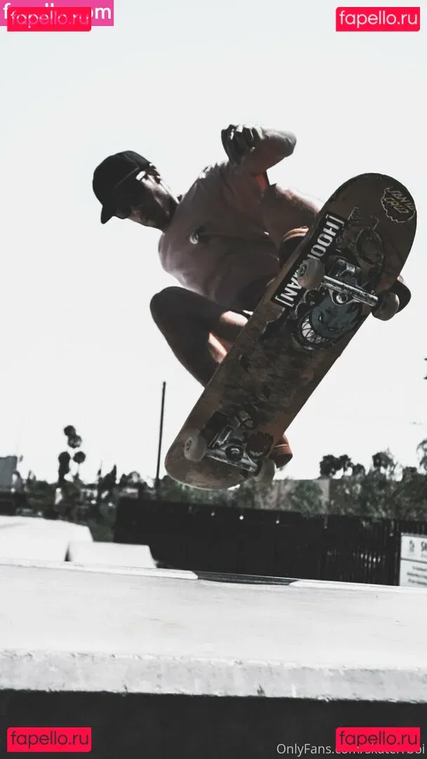 skaterrboi Onlyfans Photo Gallery 